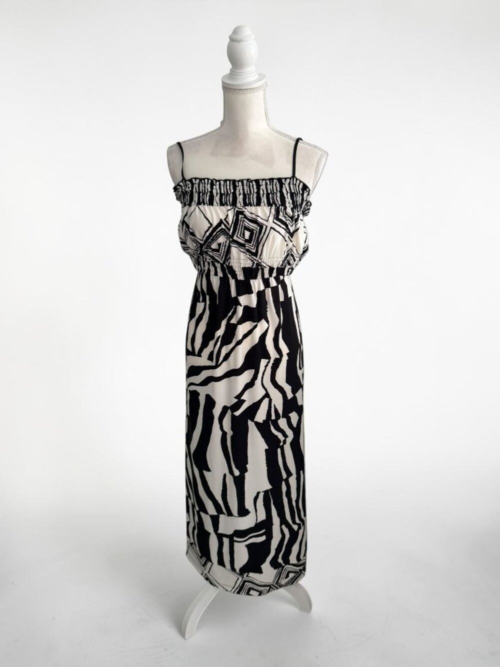 AS U WISH Black Cream Maxi Dress Size Small